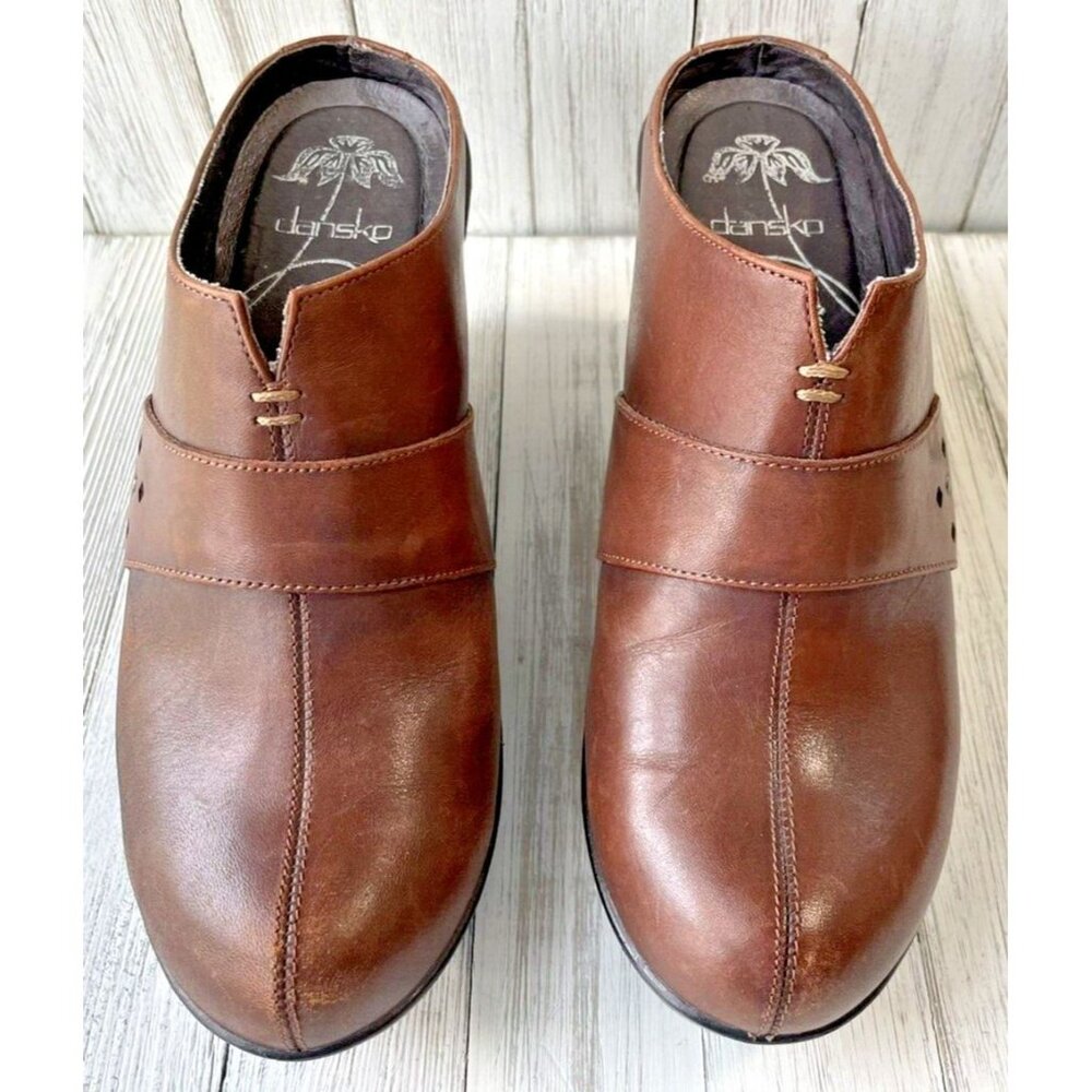 Dansko Womens 37 EU 6.5 US Raina Distressed Brown Leather Bohemian casual/dress.